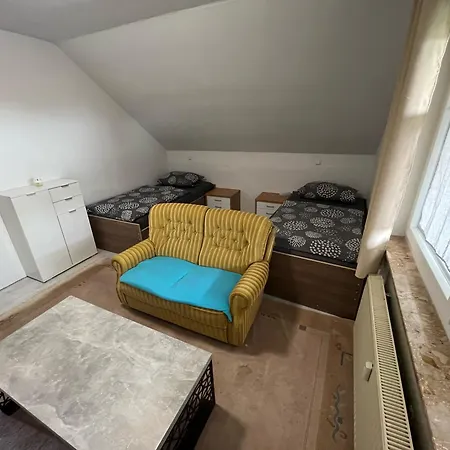 Grosszuegige Monteurzimmer-wohnung Naehe Hannover Guest house *