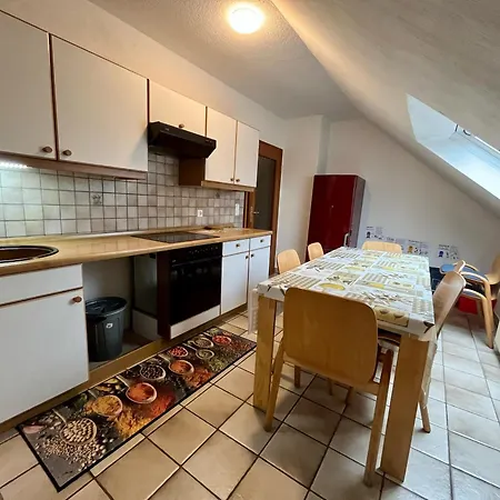 Grosszuegige Monteurzimmer-wohnung Naehe Hannover Guest house Hohenhameln